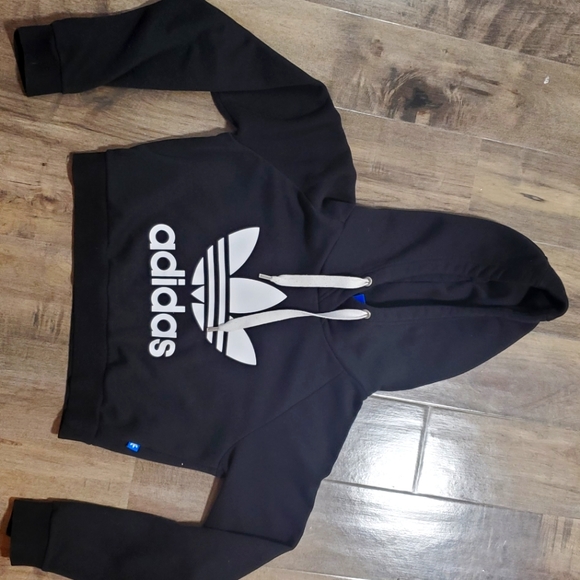 adidas Tops - Adidas crop hoodie
